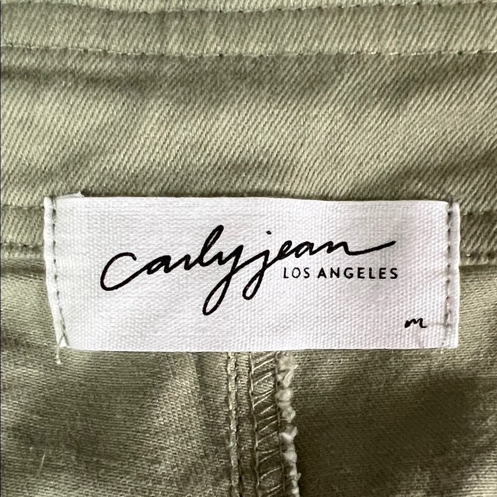 Women’s Olive Cargo Pants - Picture 3 of 3